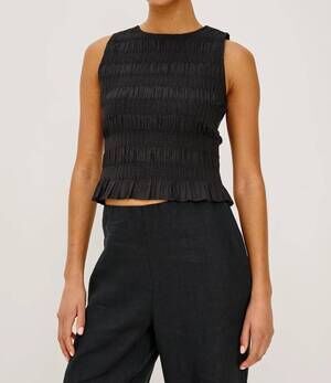 NEW RAILS kane sleeveless top in black